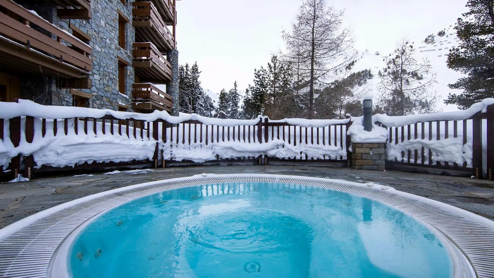 Apartment Appartement Skis Aux Pieds, 4 Ch, 10 Pers, Piscine, Jacuzzi, Wifi - Fr-1-686-45 Bourg-Saint-Maurice